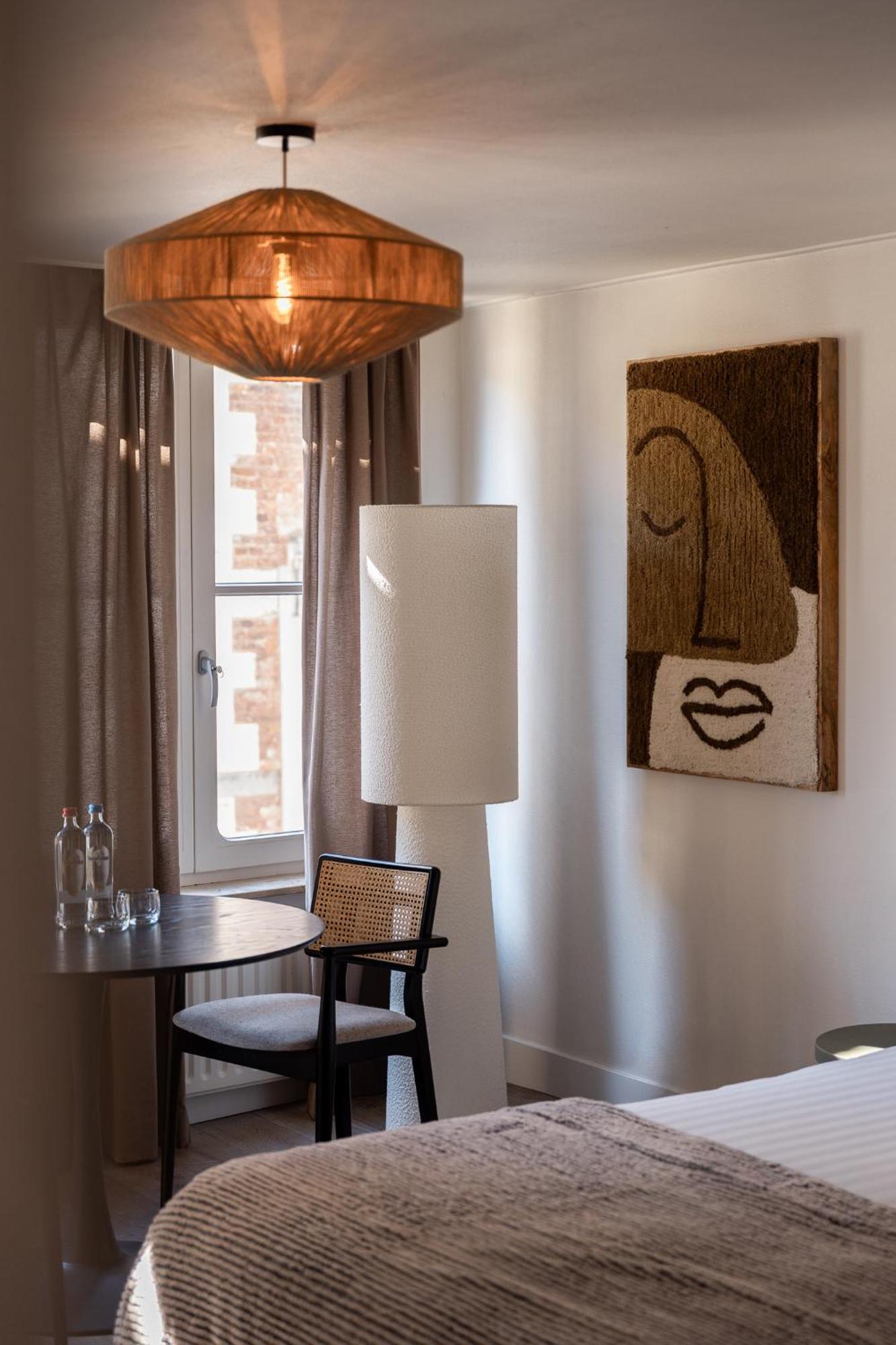 Le Virage Bistro En Hotel Maastricht Ngoại thất bức ảnh